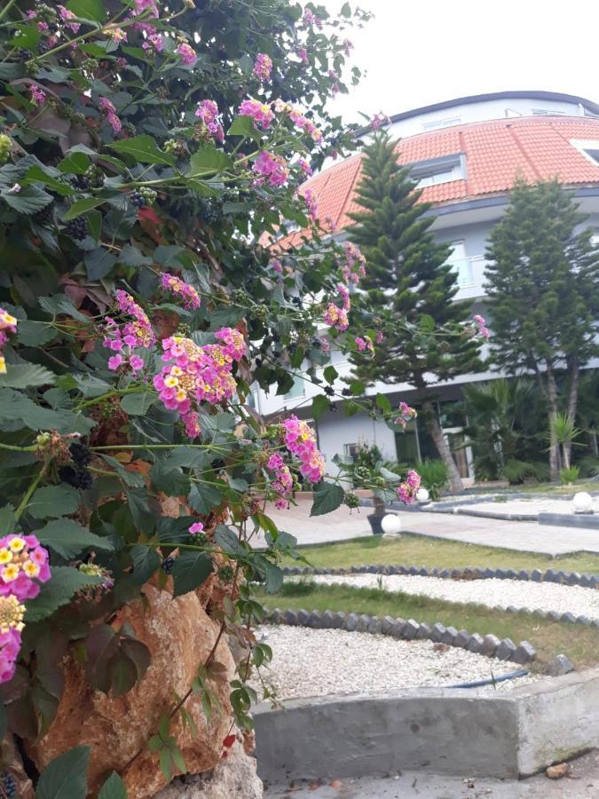 Club Jovia Kemer Hotel Antalya Bagian luar foto